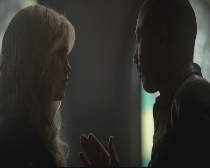 VampireDiariesWorld-dot-org_TheOriginals1x07Bloodletting0841.jpg