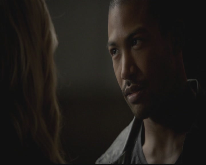 VampireDiariesWorld-dot-org_TheOriginals1x07Bloodletting0856.jpg