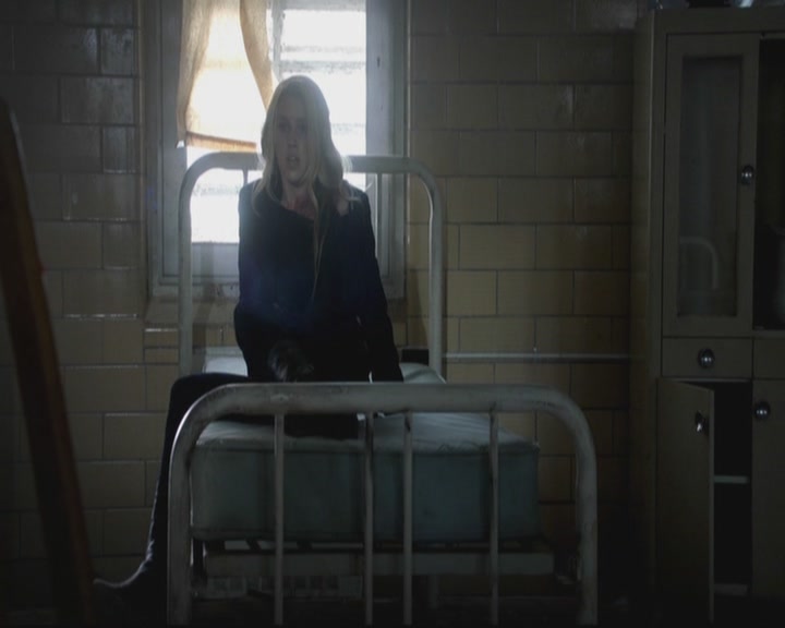 VampireDiariesWorld-dot-org_TheOriginals1x4LongWayBackFromHell0085.jpg