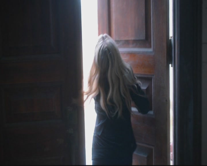 VampireDiariesWorld-dot-org_TheOriginals1x4LongWayBackFromHell0115.jpg