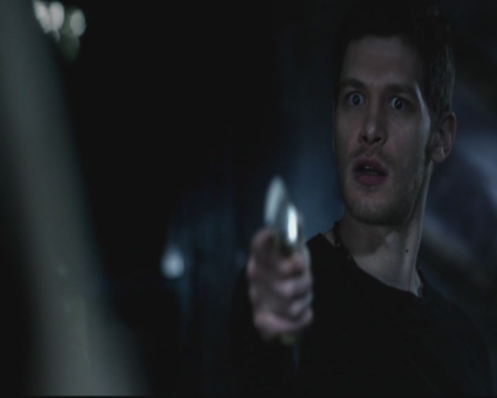 VampireDiariesWorld-dot-org_TheOriginals1x4LongWayBackFromHell2218.jpg