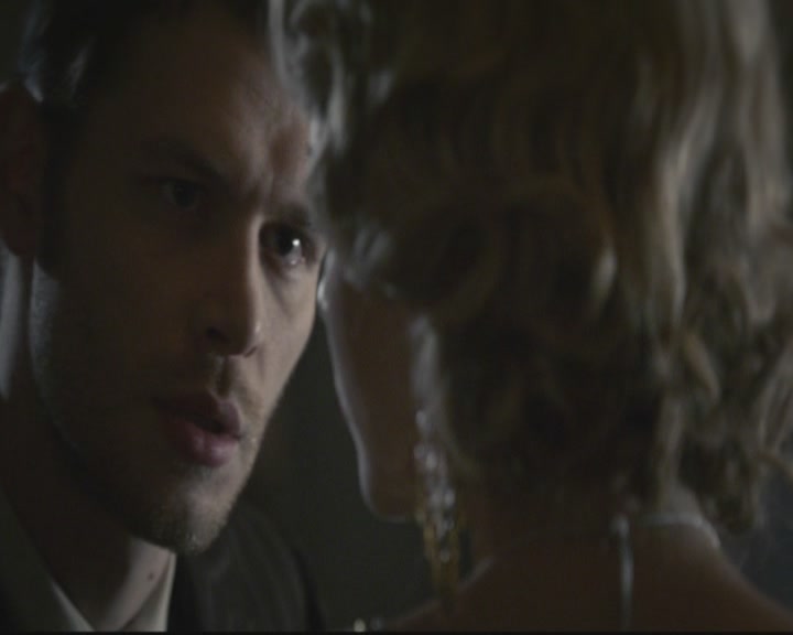 VampireDiariesWorld-dot-org_TheOriginals1x15LeGrandGuignol0470.jpg