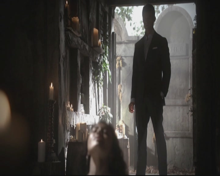 VampireDiariesWorld-dot-org_TheOriginals1x15LeGrandGuignol0660.jpg