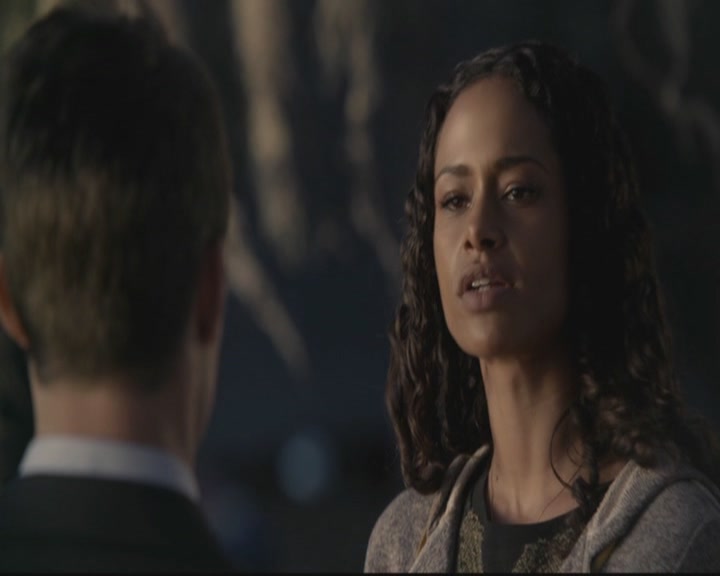 VampireDiariesWorld-dot-org_TheOriginals1x15LeGrandGuignol1601.jpg