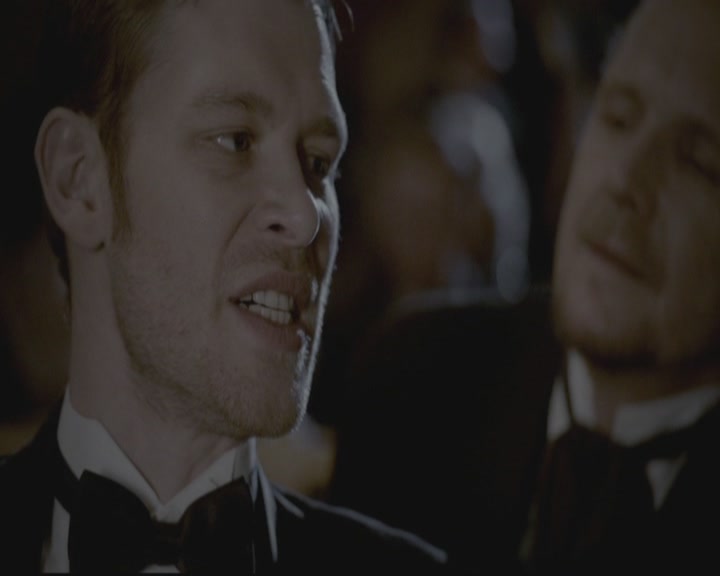 VampireDiariesWorld-dot-org_TheOriginals1x15LeGrandGuignol1729.jpg