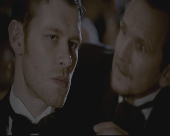 VampireDiariesWorld-dot-org_TheOriginals1x15LeGrandGuignol1793.jpg