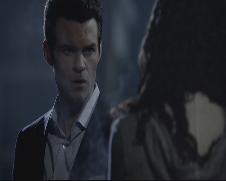VampireDiariesWorld-dot-org_TheOriginals1x15LeGrandGuignol2050.jpg