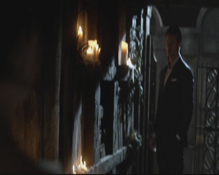 VampireDiariesWorld-dot-org_TheOriginals1x15LeGrandGuignol2108.jpg