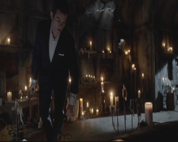 VampireDiariesWorld-dot-org_TheOriginals1x15LeGrandGuignol2147.jpg
