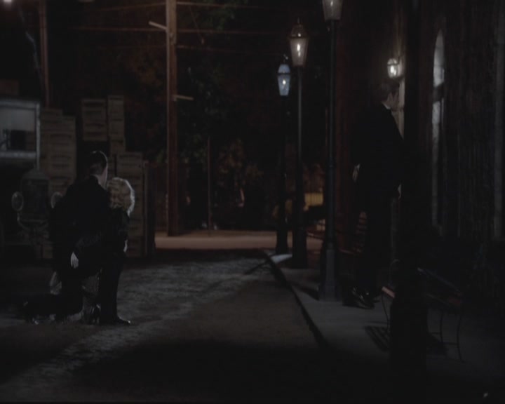 VampireDiariesWorld-dot-org_TheOriginals1x15LeGrandGuignol2214.jpg