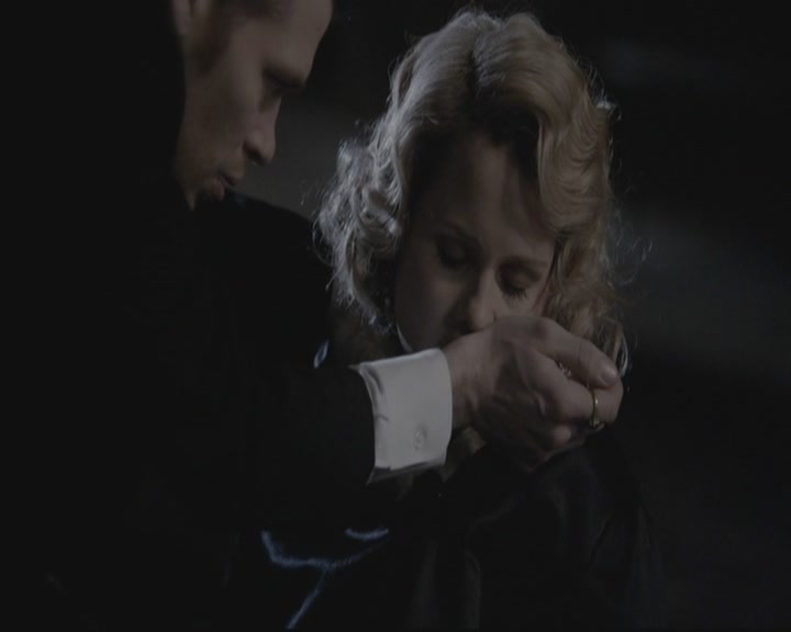 VampireDiariesWorld-dot-org_TheOriginals1x15LeGrandGuignol2221.jpg