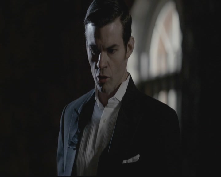 VampireDiariesWorld-dot-org_TheOriginals1x15LeGrandGuignol2237.jpg