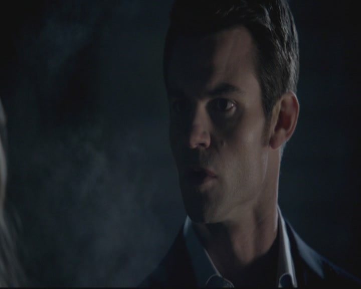 VampireDiariesWorld-dot-org_TheOriginals1x15LeGrandGuignol2309.jpg