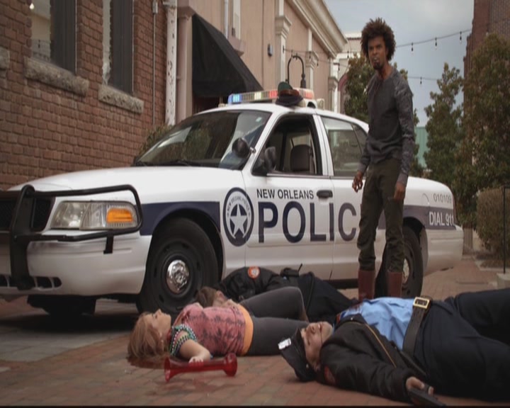 VampireDiariesWorld-dot-org_TheOriginals1x17MoonOverBourbonStreet0097.jpg VampireDiariesWorld-dot-org_TheOriginals1x17MoonOverBourbonStreet0097.jpg