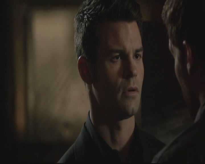 VampireDiariesWorld-dot-org_TheOriginals1x17MoonOverBourbonStreet0210.jpg