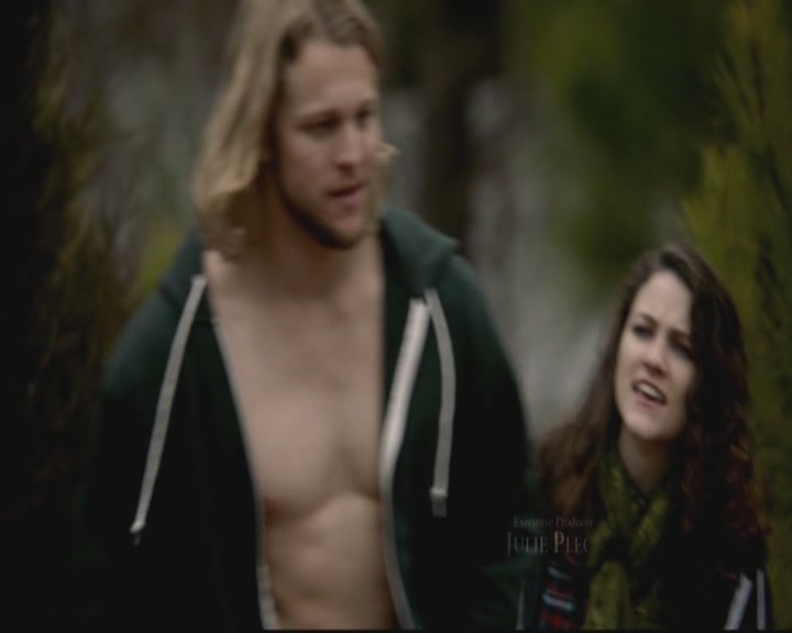VampireDiariesWorld-dot-org_TheOriginals1x17MoonOverBourbonStreet0343.jpg