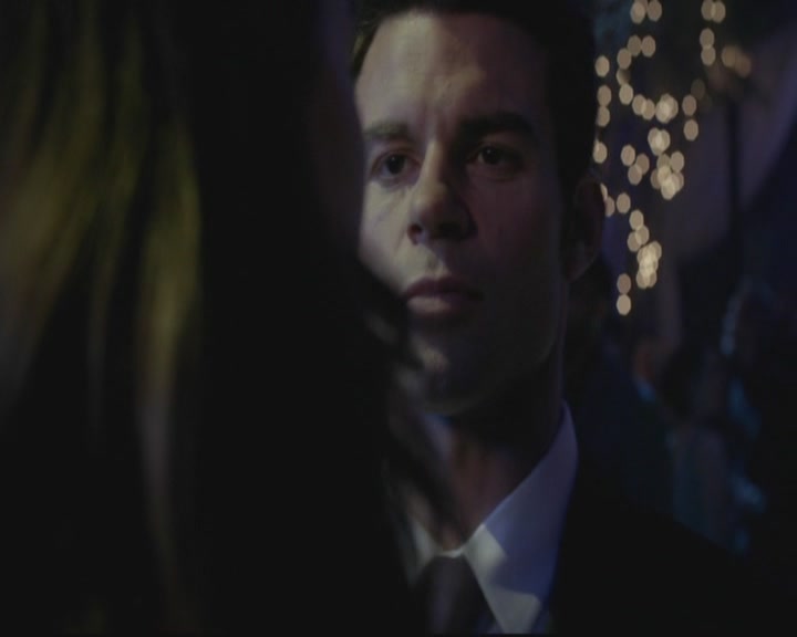 VampireDiariesWorld-dot-org_TheOriginals1x17MoonOverBourbonStreet1545.jpg VampireDiariesWorld-dot-org_TheOriginals1x17MoonOverBourbonStreet1545.jpg