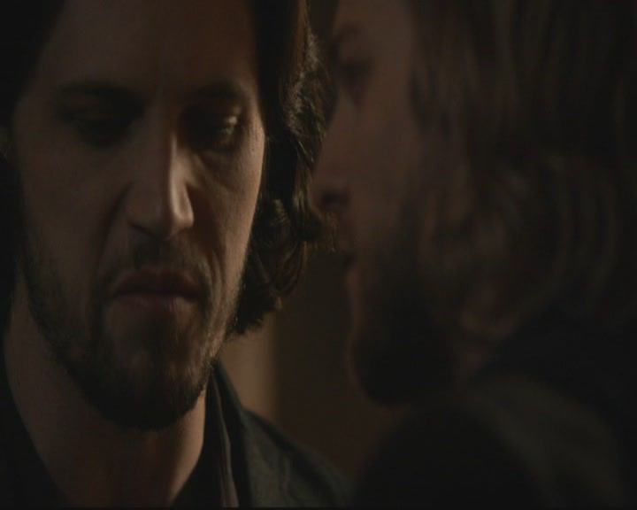 VampireDiariesWorld-dot-org_TheOriginals1x17MoonOverBourbonStreet2235.jpg
