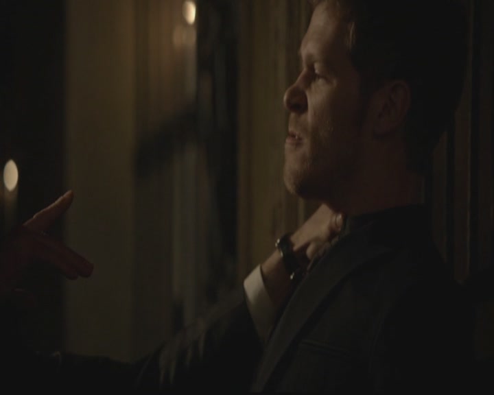 VampireDiariesWorld-dot-org_TheOriginals1x18TheBigUneasy1993.jpg