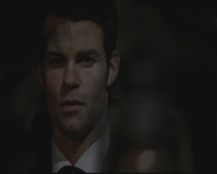 VampireDiariesWorld-dot-org_TheOriginals1x18TheBigUneasy2130.jpg VampireDiariesWorld-dot-org_TheOriginals1x18TheBigUneasy2130.jpg