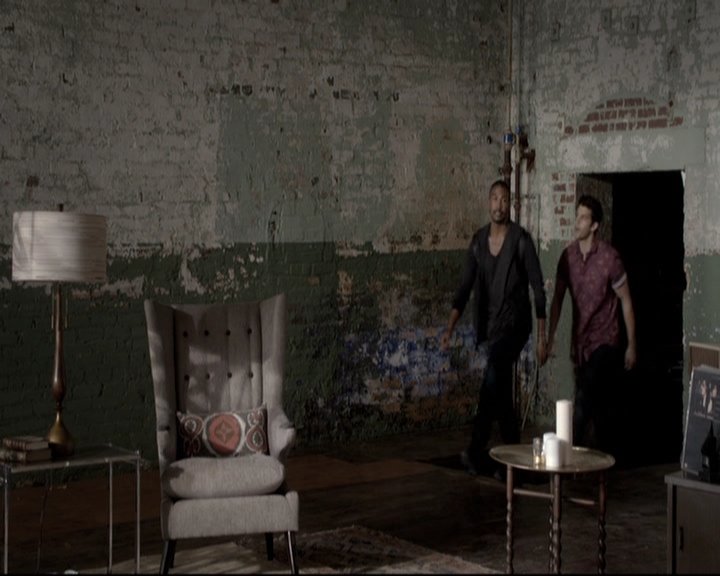 VampireDiariesWorld-dot-nl_TheOriginals-2x01Rebirth0829.jpg