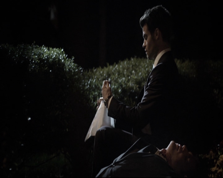 VampireDiariesWorld-dot-nl_TheOriginals-2x01Rebirth1521.jpg