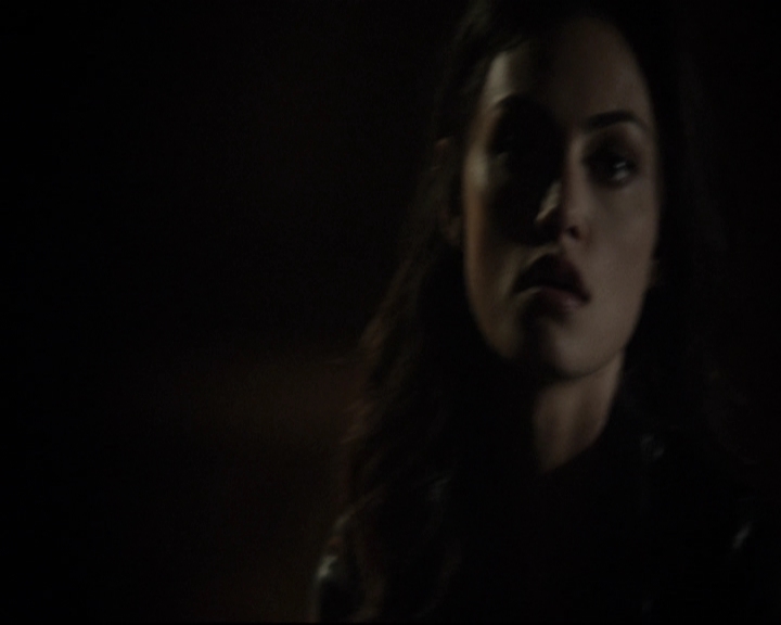 VampireDiariesWorld-dot-nl_TheOriginals-2x01Rebirth1552.jpg