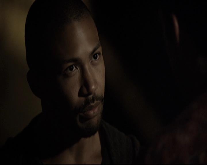 VampireDiariesWorld-dot-nl_TheOriginals-2x01Rebirth1801.jpg