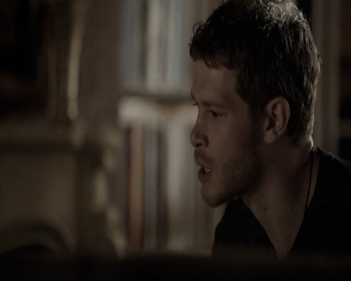 VampireDiariesWorld-dot-nl_TheOriginals-2x01Rebirth2202.jpg