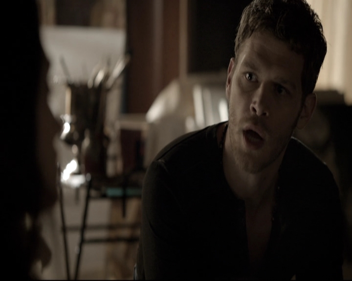VampireDiariesWorld-dot-nl_TheOriginals-2x01Rebirth2217.jpg