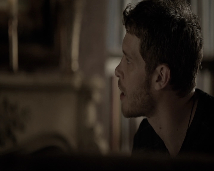 VampireDiariesWorld-dot-nl_TheOriginals-2x01Rebirth2220.jpg