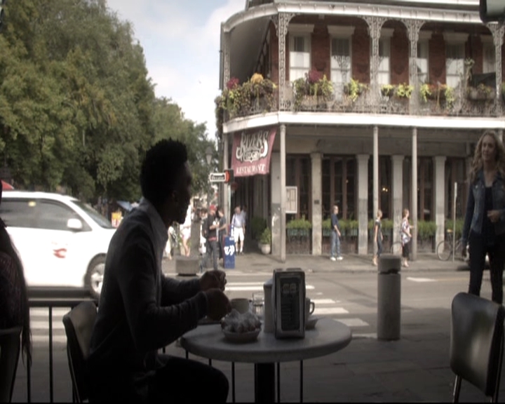 VampireDiariesWorld-dot-nl_TheOriginals-2x01Rebirth2272.jpg