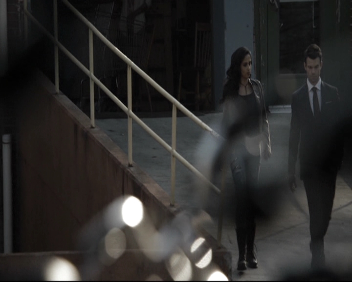 VampireDiariesWorld-dot-nl_TheOriginals-2x03EveryMothersSon0539.jpg