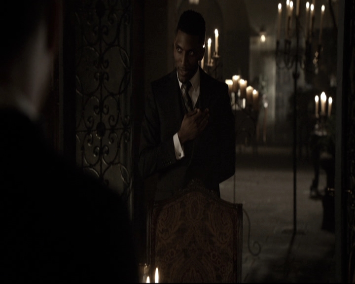 VampireDiariesWorld-dot-nl_TheOriginals-2x03EveryMothersSon1120.jpg