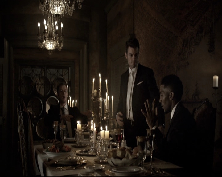 VampireDiariesWorld-dot-nl_TheOriginals-2x03EveryMothersSon1268.jpg