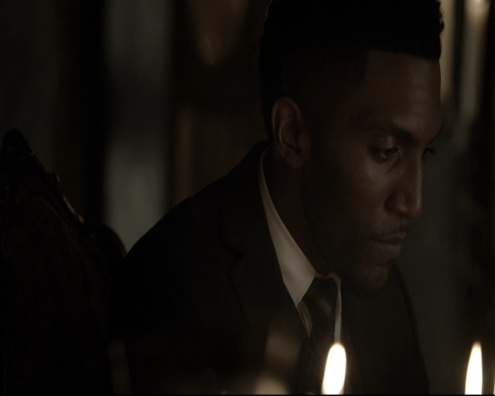 VampireDiariesWorld-dot-nl_TheOriginals-2x03EveryMothersSon1319.jpg