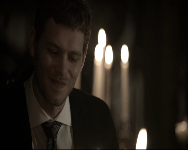 VampireDiariesWorld-dot-nl_TheOriginals-2x03EveryMothersSon1485.jpg