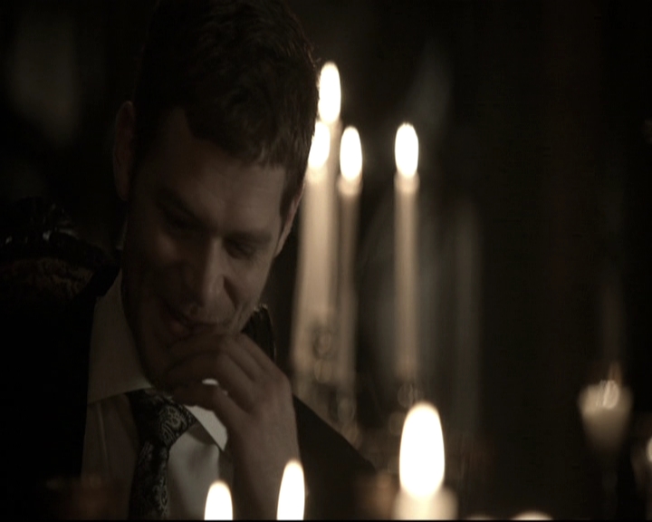VampireDiariesWorld-dot-nl_TheOriginals-2x03EveryMothersSon1497.jpg