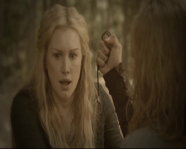 VampireDiariesWorld-dot-nl_TheOriginals-2x03EveryMothersSon1548.jpg