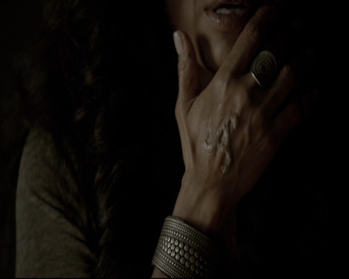 VampireDiariesWorld-dot-nl_TheOriginals-2x03EveryMothersSon1720.jpg VampireDiariesWorld-dot-nl_TheOriginals-2x03EveryMothersSon1720.jpg