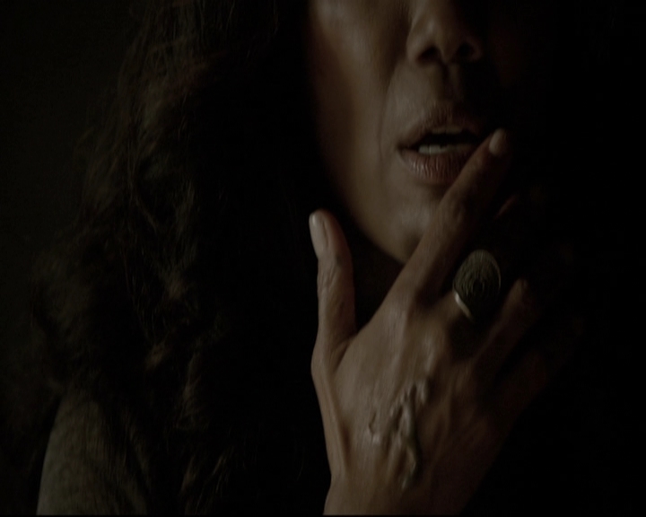 VampireDiariesWorld-dot-nl_TheOriginals-2x03EveryMothersSon1723.jpg