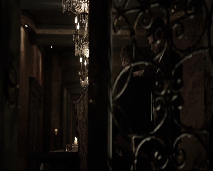 VampireDiariesWorld-dot-nl_TheOriginals-2x03EveryMothersSon1757.jpg