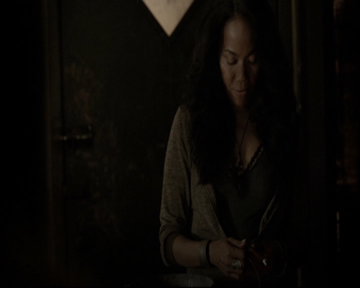VampireDiariesWorld-dot-nl_TheOriginals-2x03EveryMothersSon1836.jpg VampireDiariesWorld-dot-nl_TheOriginals-2x03EveryMothersSon1836.jpg