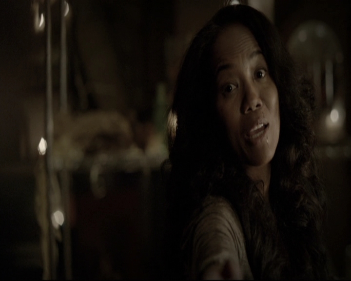 VampireDiariesWorld-dot-nl_TheOriginals-2x03EveryMothersSon1893.jpg