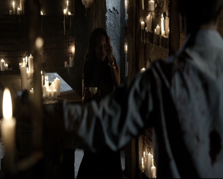 VampireDiariesWorld-dot-nl_TheOriginals-2x05RedDoor0032.jpg