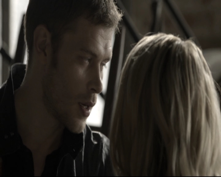 VampireDiariesWorld-dot-nl_TheOriginals-2x05RedDoor2011.jpg