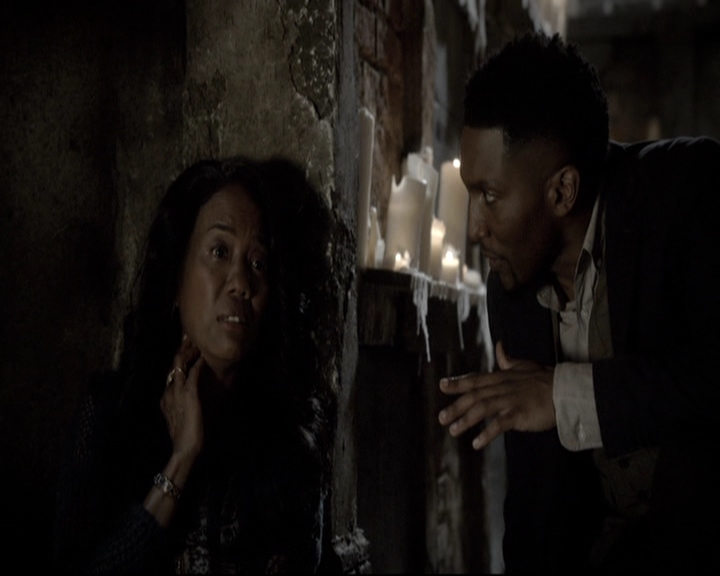 VampireDiariesWorld_dot_nl-TheOriginals_2x06WheelInsidetheWheel2245.jpg VampireDiariesWorld_dot_nl-TheOriginals_2x06WheelInsidetheWheel2245.jpg