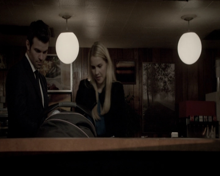 VampireDiariesWorld_dot_nl-TheOriginals_2x08TheBrothersThatCareToForgot1938.jpg