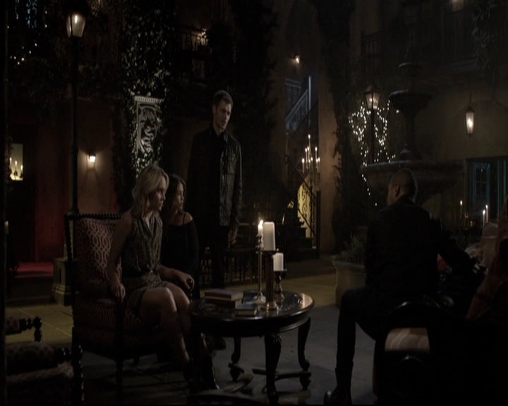 VampireDiariesWorld_dot_nl-TheOriginals_2x09TheMapOfMoments1901.jpg VampireDiariesWorld_dot_nl-TheOriginals_2x09TheMapOfMoments1901.jpg
