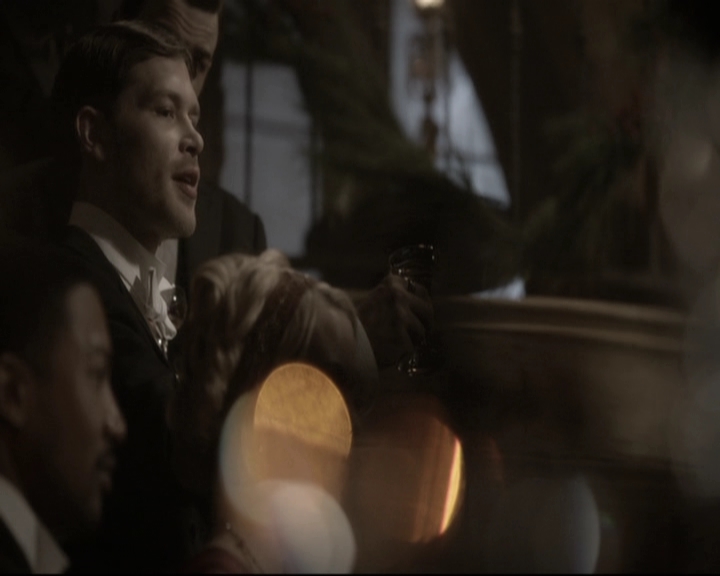 VampireDiariesWorld_dot_nl-TheOriginals_2x09TheMapOfMoments1956.jpg VampireDiariesWorld_dot_nl-TheOriginals_2x09TheMapOfMoments1956.jpg